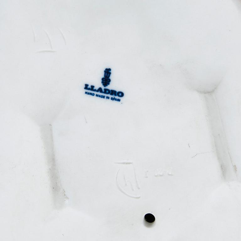 PARTI FIGURINER, 3 st, bland annat Kunglig Dansk, 1900-tal.