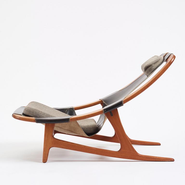 Arne Tideman Ruud, a teak and black leather lounge chair 'Holmenkollen'/'3030', A/S Inventar, Gjövik, Norway 1960s.