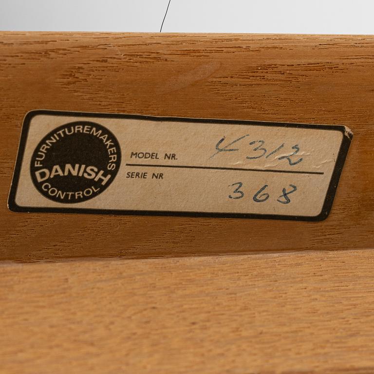 Børge Mogensen, an oak daybed model no 4311/4312, Denmark, later part of the 20th century.