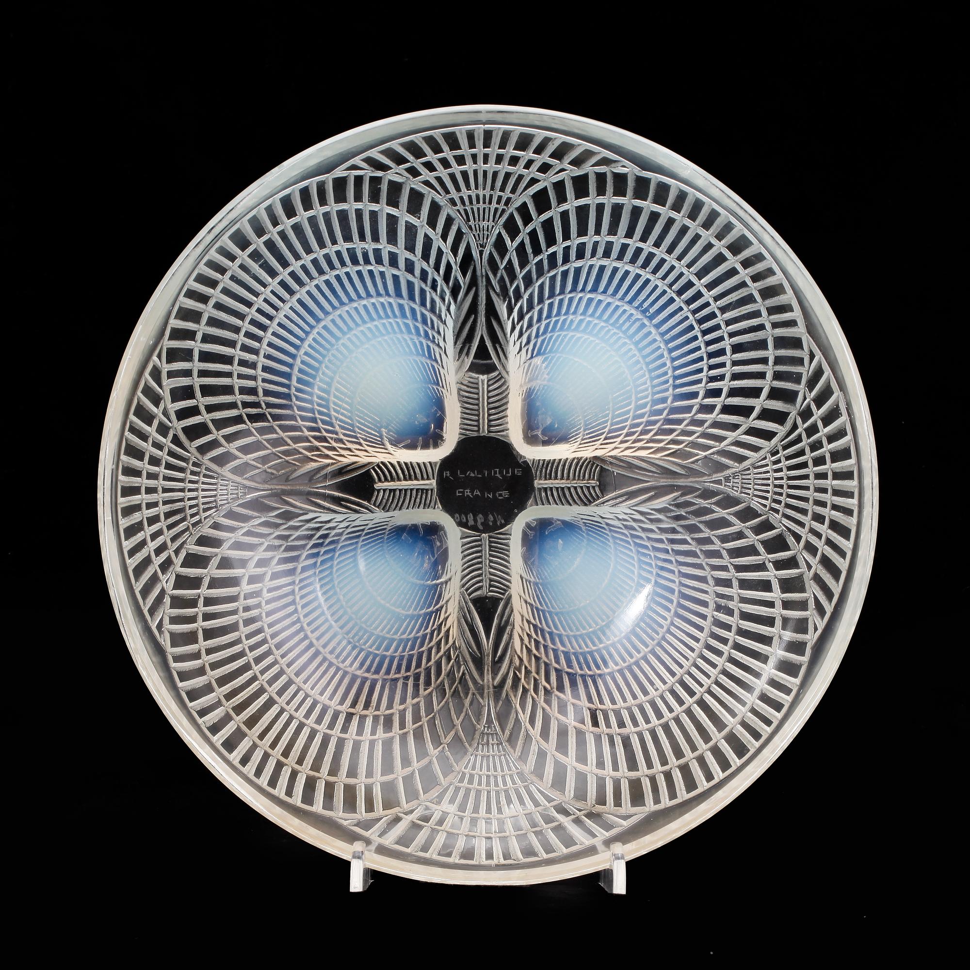 SKÅL, glas, Lalique, Frankrike, numrerad 3200.