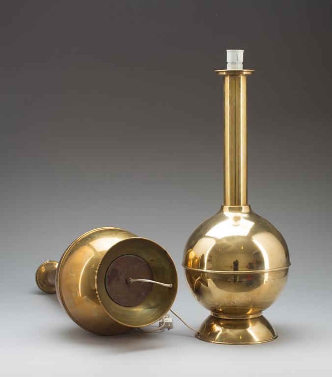 BORDSLAMPOR, ett par. 1900-talets andra hälft.