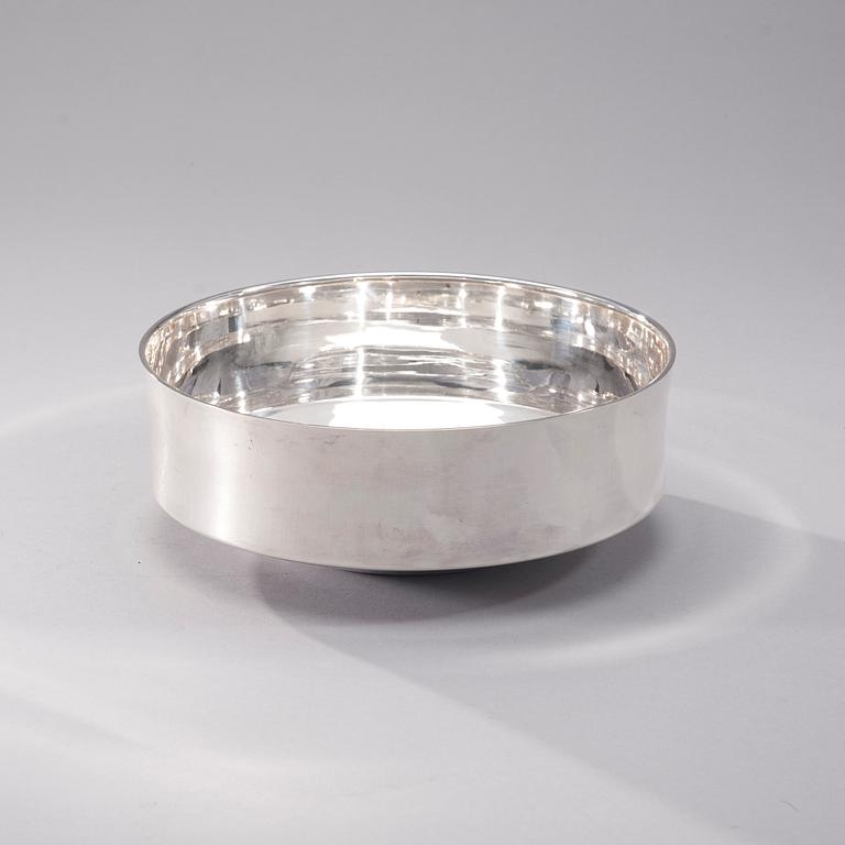 SKÅL, silver, Tillander, Helsingfors 1972. Vikt 528,6 g.