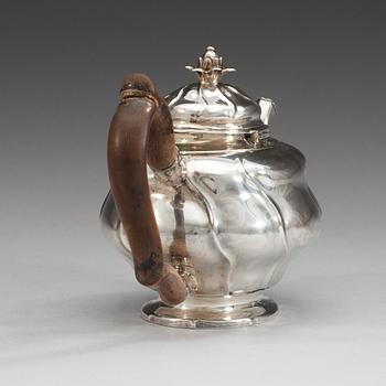 A Swedish 18th century silver tea-pot, makers mark of Jonas Berg, Stockholm 1756.