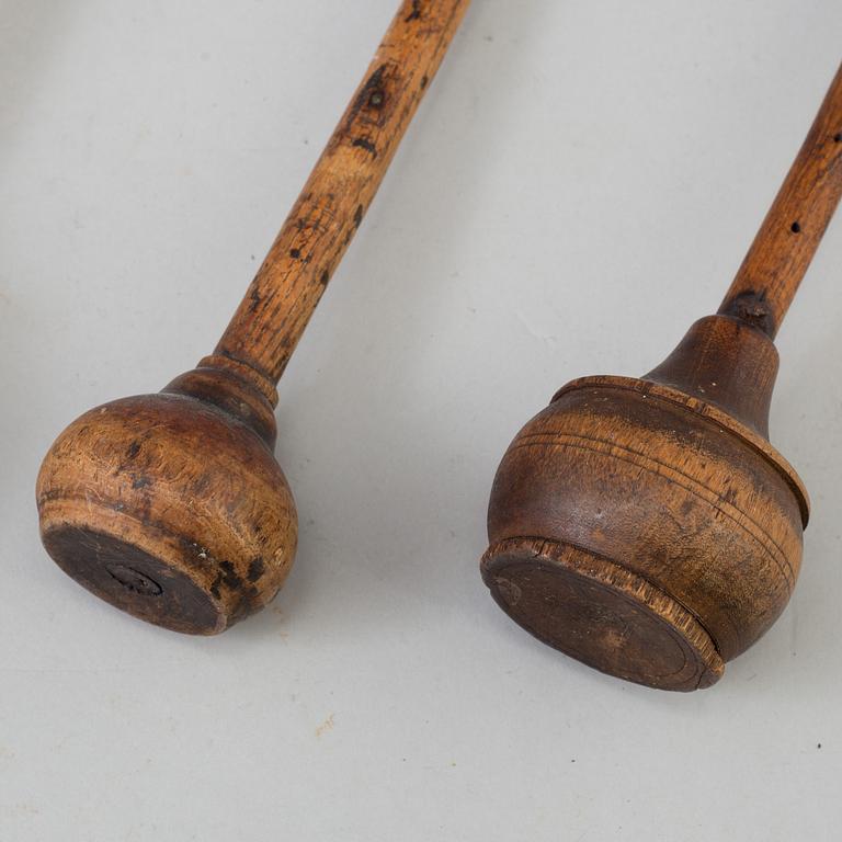 BESMAN, 5 st, trä, mindre modell, 1800-tal.