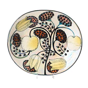 73. Birger Kaipiainen, a stoneware dish, Arabia, Finland.