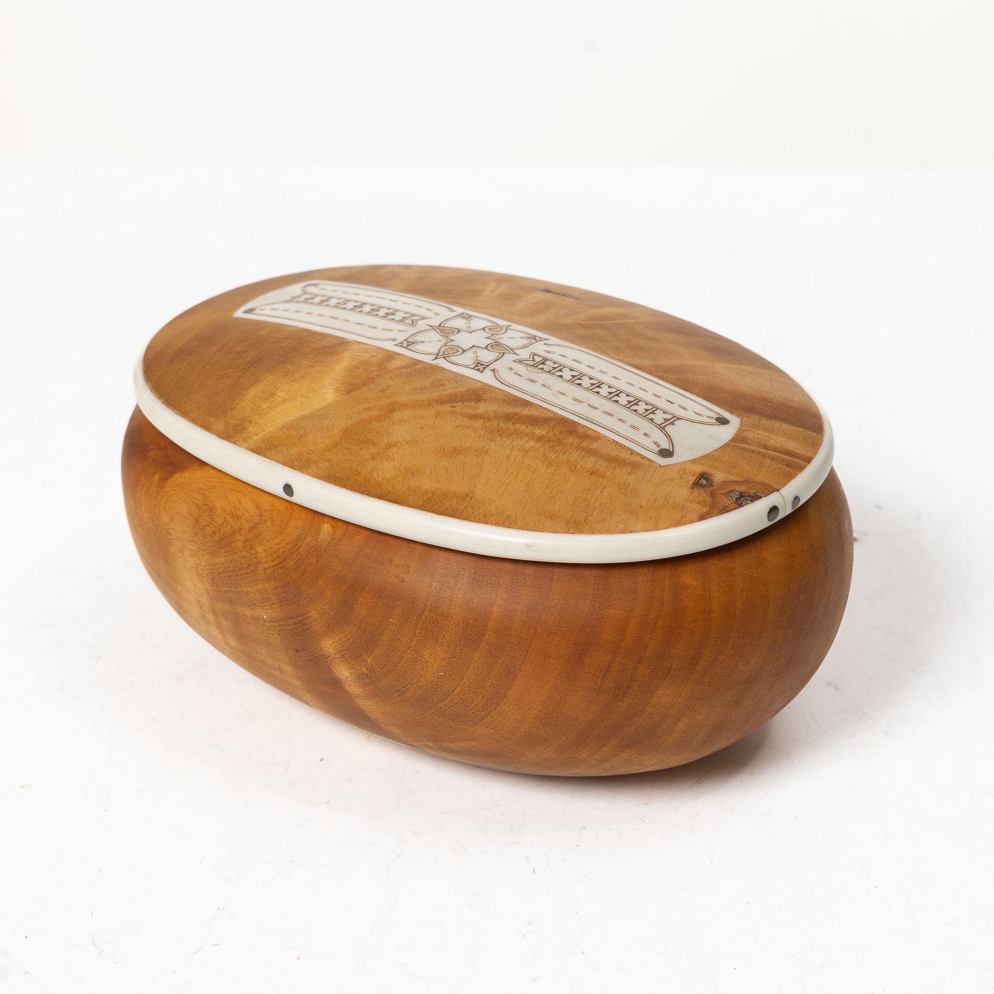 Lars Levi Sunna, Box with lid, Kiruna.