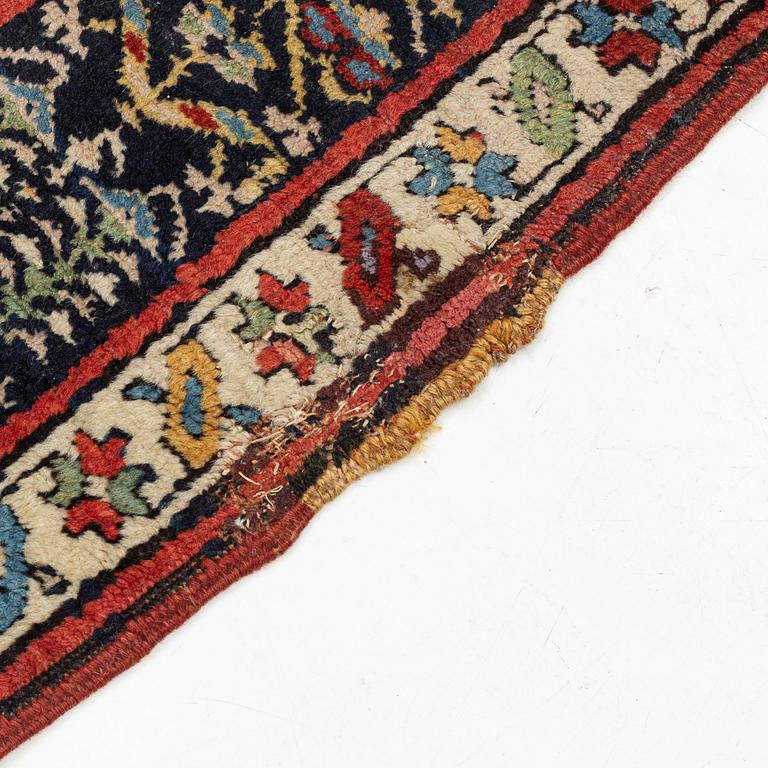 A runner carpet, Anatol, ca 387 x 105cm.