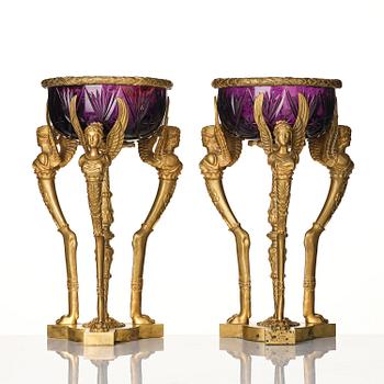 Uppsatsskålar, ett par, troligen Ryssland, sent 1800-tal, Empirestil.