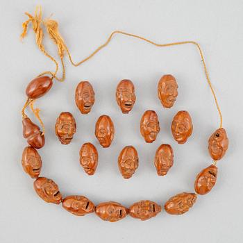 A Luohan bead necklace, probably early 20th century.