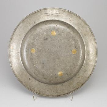 A German barque pewter dish, 18th century.