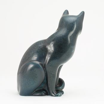 A Gunnar Nylund stoneware figure of a cat, Rörstrand.