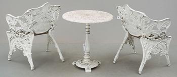 TRÄDGÅRDSGRUPP, 4 delar, gjutgods, 1900-talets andra hälft.