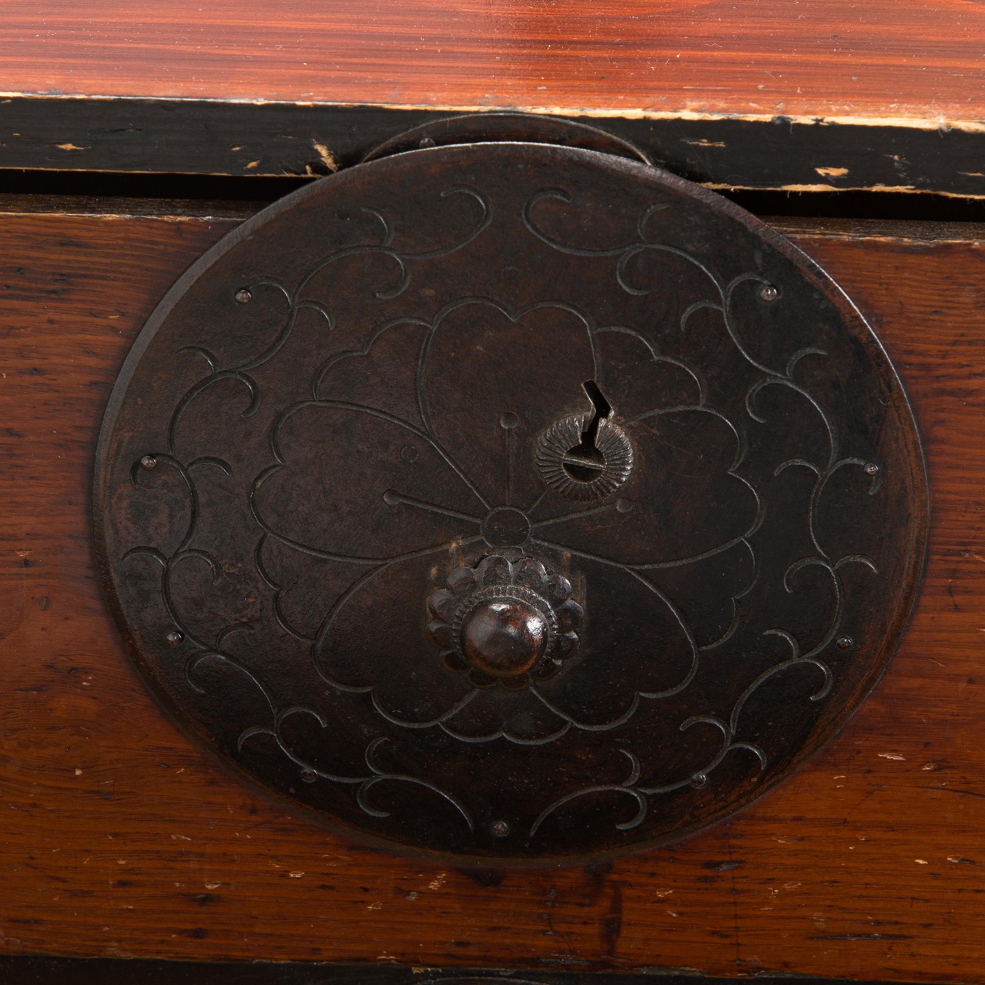 A Corean chest of drawers, mid-20th century.