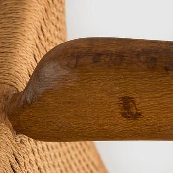 Hans J. Wegner, Armchairs, a pair, "CH25", Carl Hansen & Son, Denmark, 1960s.