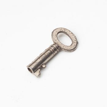 A lacquered box, China, 19th century.