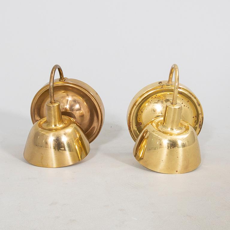 Josef Frank, vägglampor, ett par, mässing, modell 2389, Firma Svenskt Tenn.