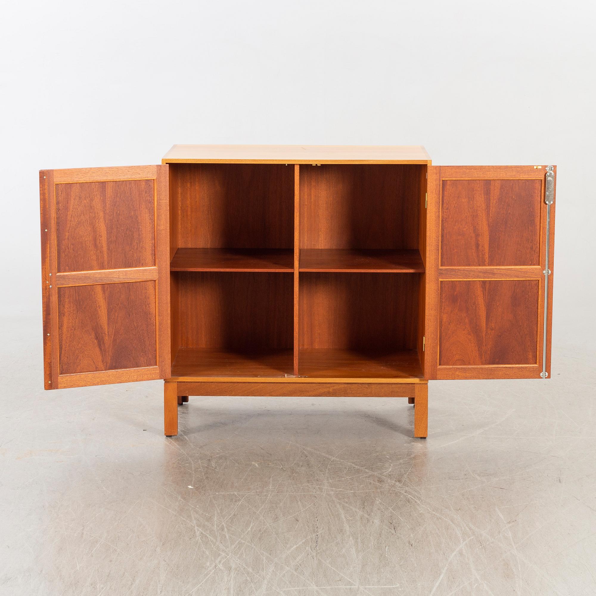 CHRISTIAN HVIDT, Skåp, Søborg Møbler, Danmark.