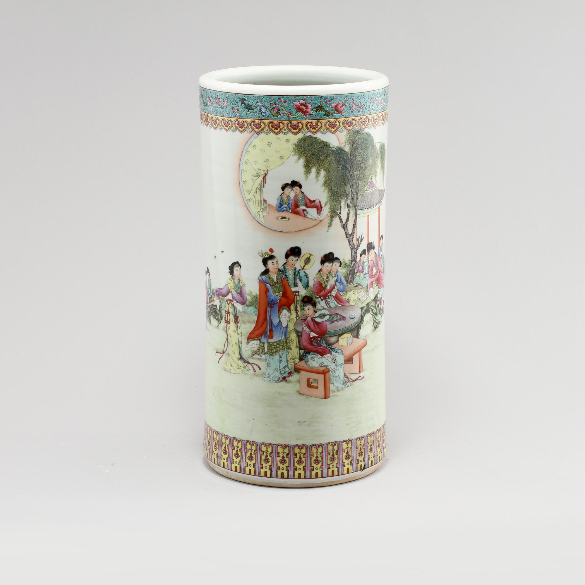 PARAPLYSTÄLL, porslin, Kina, 1900-tal.