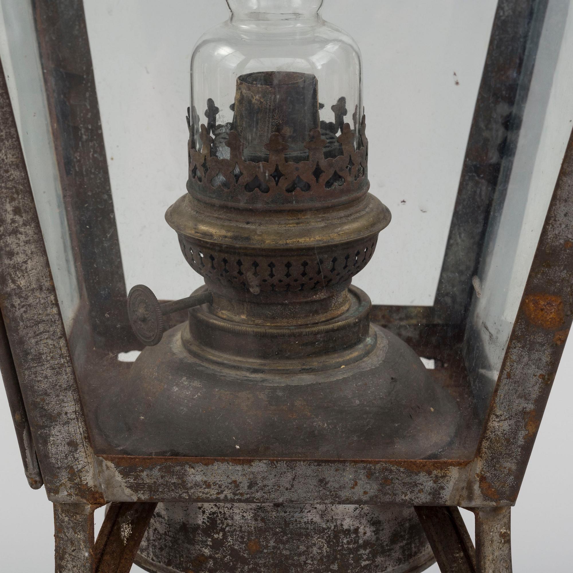 a late 19th century lantern.