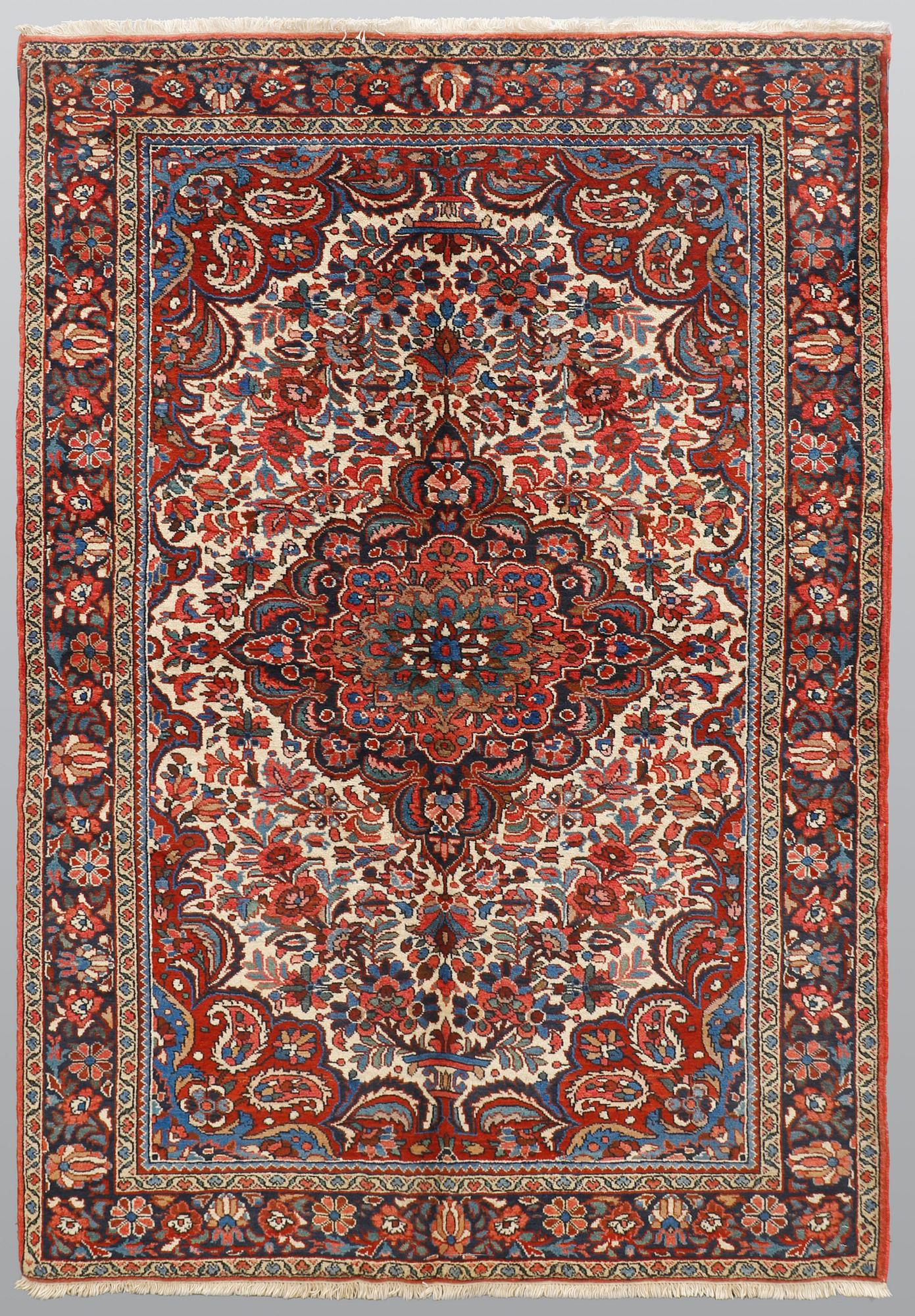 Matta, Arak, ca 209 x 140 cm.