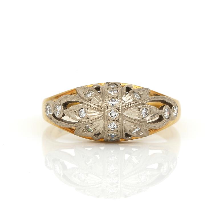 RING, 14K guld med åttkantslipade diamanter, tot ca 0,21 ct, Moscow, Sovjetunionen, efter 1958. Total vikt ca 4,54 g.