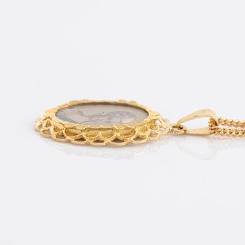 Hänge med miniatyrporträtt, med kedja, 18K guld.