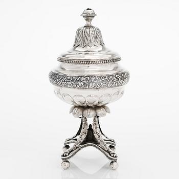 Henrik Johan Törnroth, sockerskål, silver, Åbo 1842.