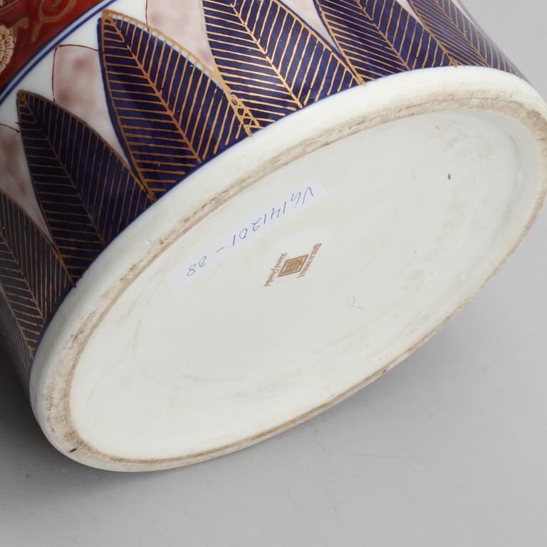PARAPLYSTÄLL, porslin, Japan, 1900-tal.
