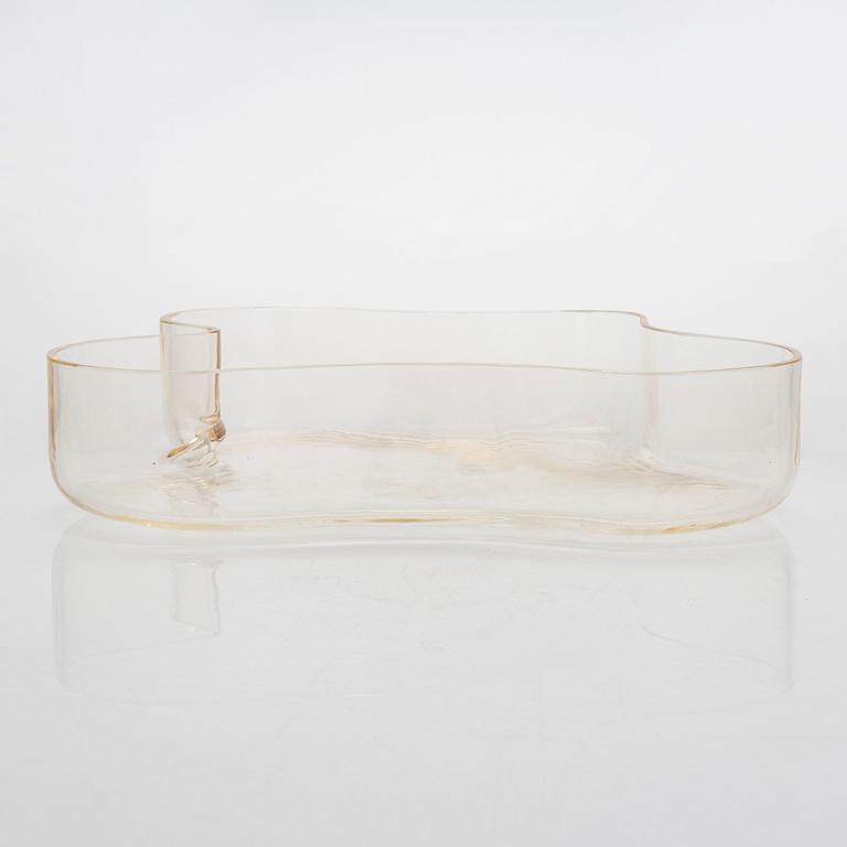 Alvar Aalto, a '9745' dish for Karhula Glassworks 1937-1949.