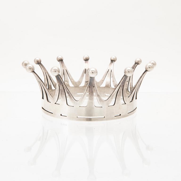 A silver bridal crown from 1960's.