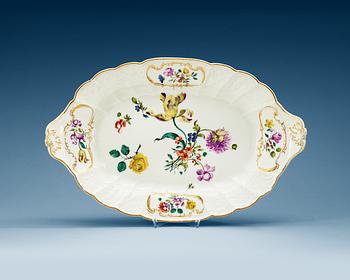 665. A Meissen tray, 18th Century.