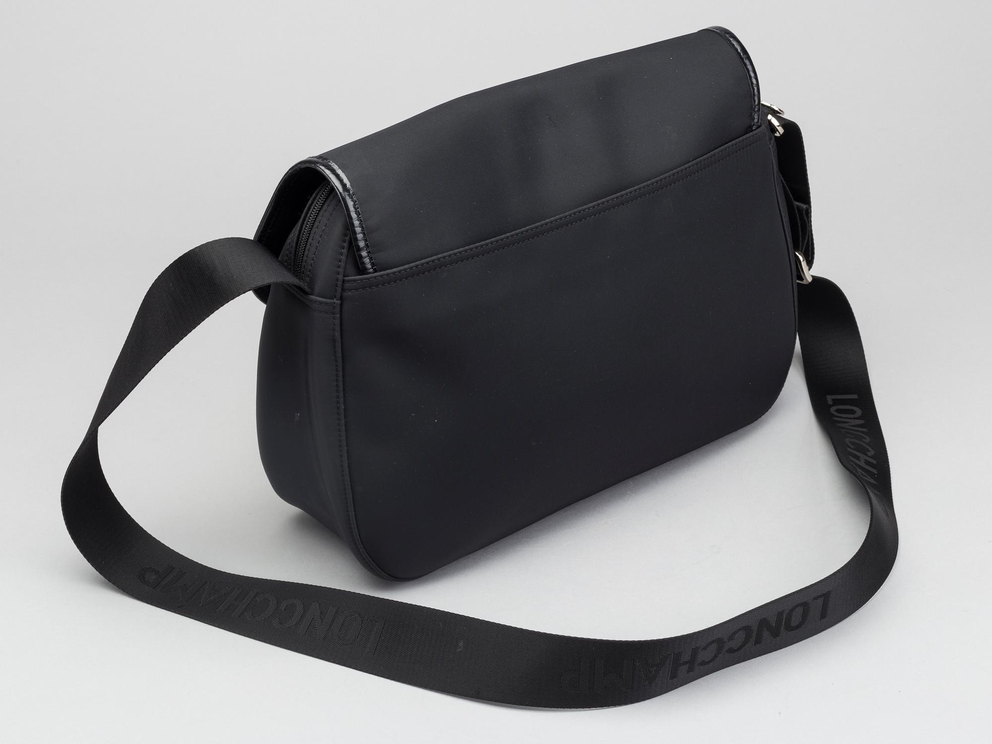 LONGCHAMP, väska samt necessär.