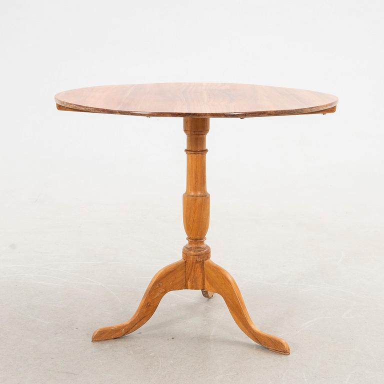 Folding table, 19th century, three-part base.