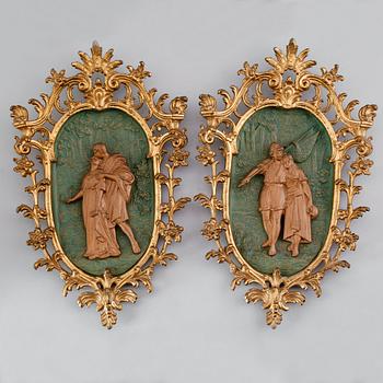 VÄGGDEKORATIONER, 1 par, omkring år 1900.