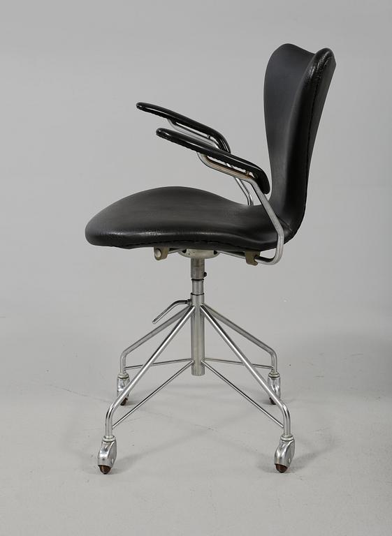 KONTORSSTOL, "Sjuan", Arne Jacobsen, Fritz Hansen, Danmark 1963, märkt 0963.