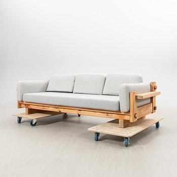 Yngve Ekström, sofa, model "Kontrapunkt", Swedese, second half of the 20th century.