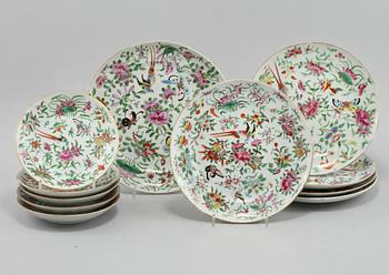 TALLRIKAR, 11 st, porslin, Kina, 1900-tal.