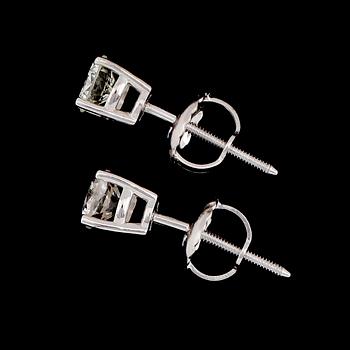 ÖRHÄNGEN, 1 par, 14K vitguld, briljantslipade diamanter tot ca 0.50 ct.
