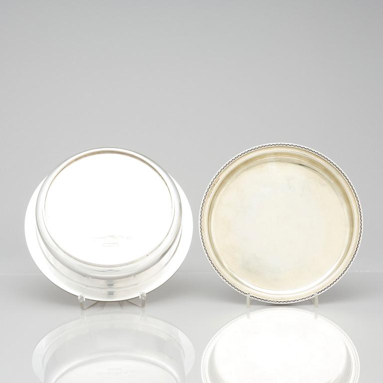 Atelier Borgila, a sterling silver lidded dish, Stockholm 1974.