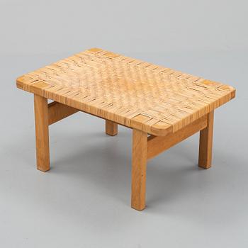 Børge Mogensen, an oak and rattan '(5)273' bench, Fredericia Stolefabrik, Denmark.