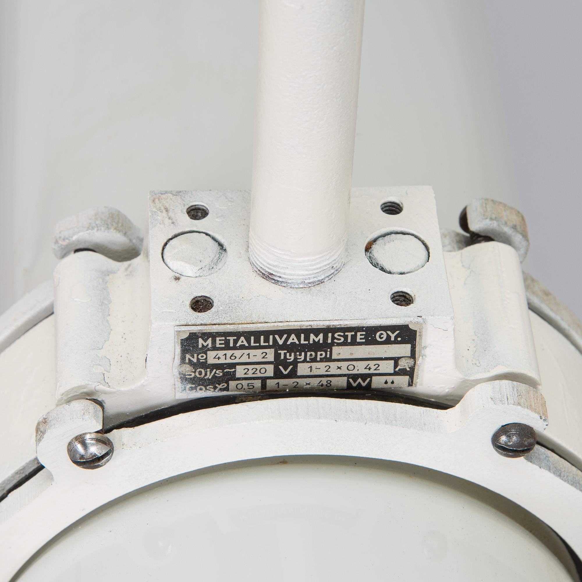 Teollisuusvalaisin / kattovalaisin, Metallivalmiste Oy, 1900-luvun puoliväli.