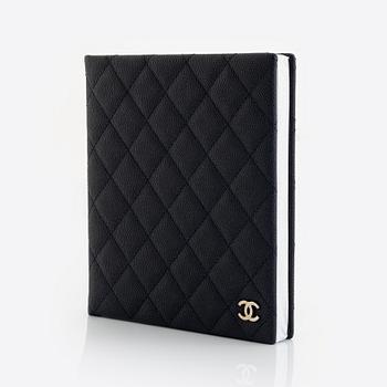 Chanel, anteckningsbok.