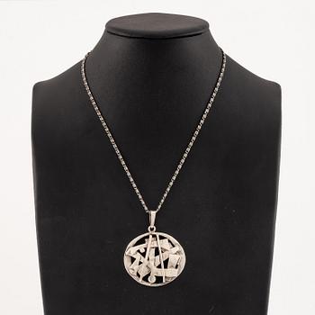 Claës E. Giertta, hängsmycke, silver, Stockholm 1990.