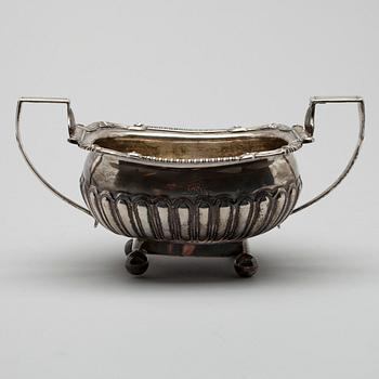 SOCKERSKÅL, silver, Robert och Samuel Hennell, London 1810. Vikt 423 g.