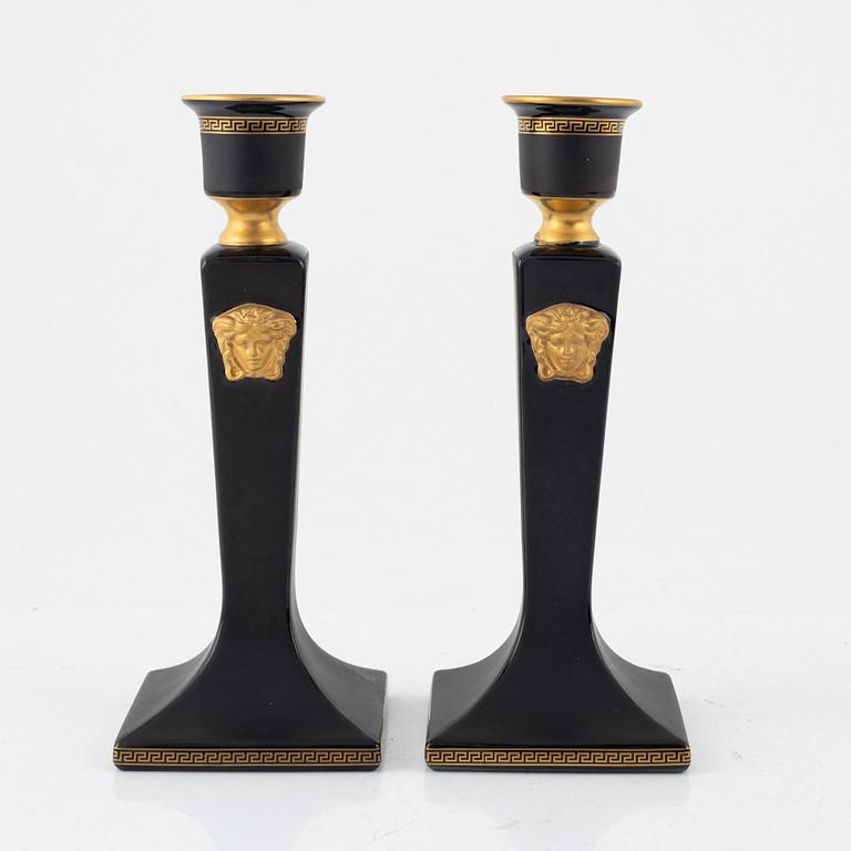 Ljusstakar, ett par, porslin, "Gorgona", Rosenthal för Versace.