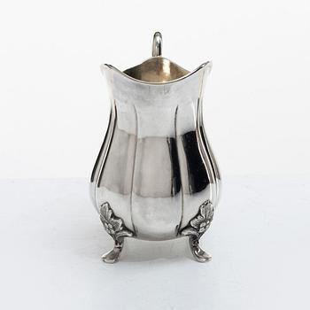 A Swedish silver cream jug, mark of A Bergengren, Lund 1937.
