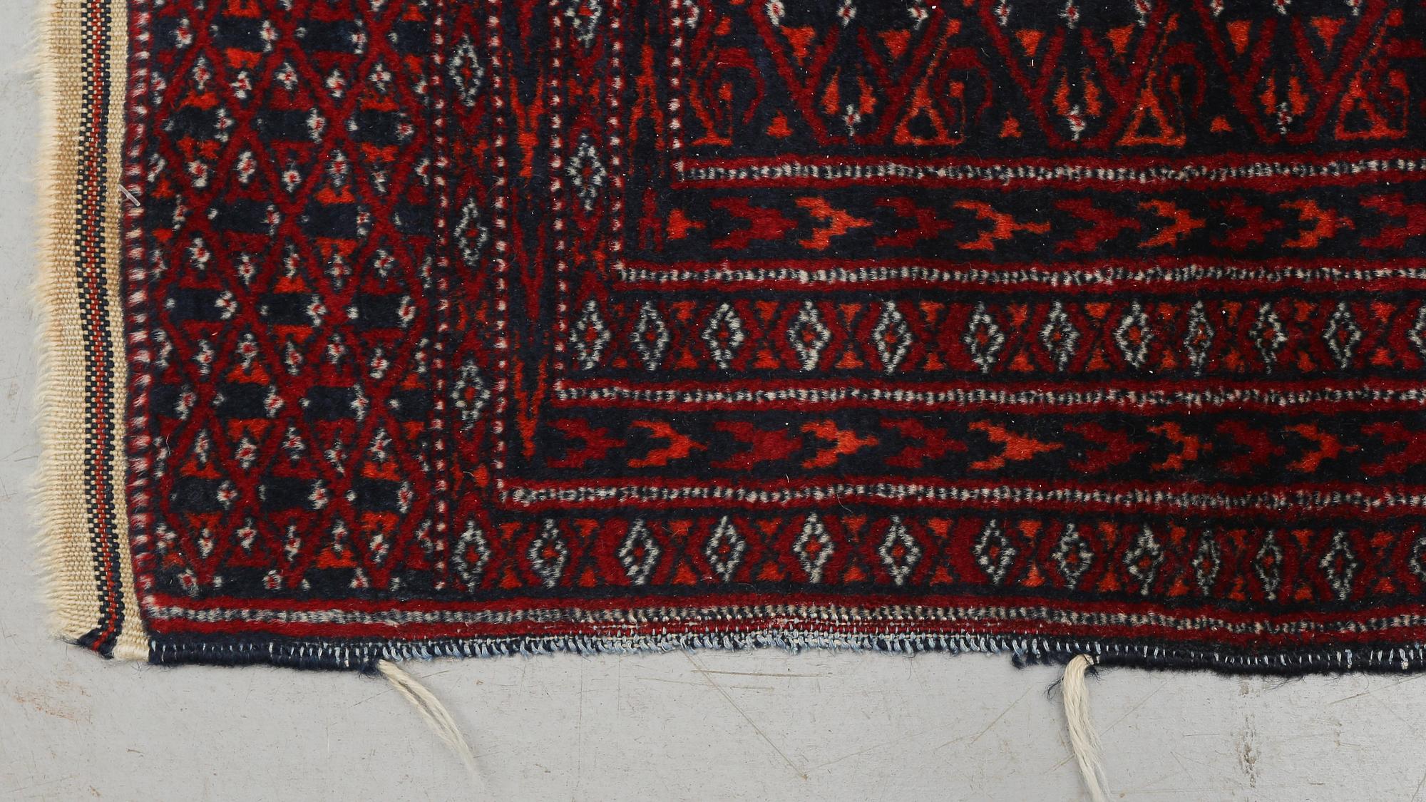 MATTA, troligen Turkmen, ca 182x126 cm.