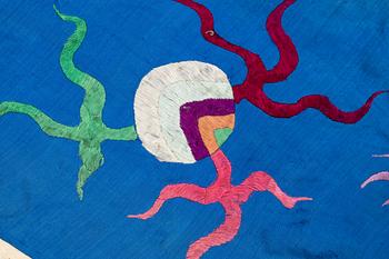 A Chinese embroidered triangular silk banner, late Qing dynasty/possibly early 20th century.