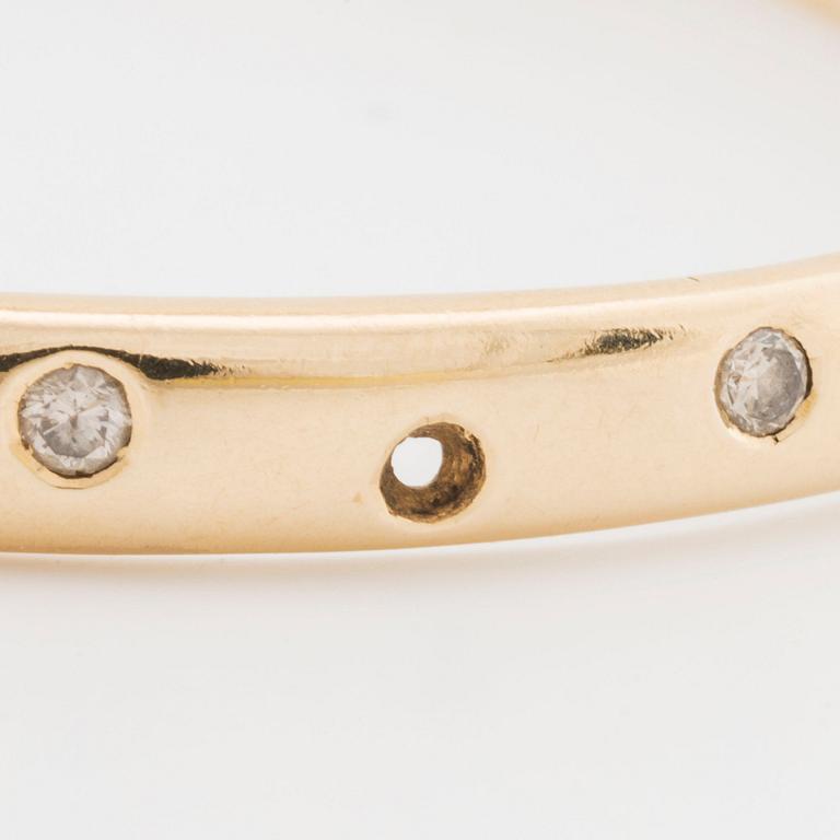 BANGLE 14K gold w 9 brilliant-cut diamonds approx 0,5 ct.