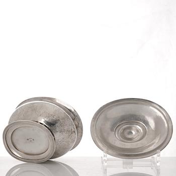 Georg Jensen, an oval 830/1000 silver box, Copenhagen 1920, design nr 317.